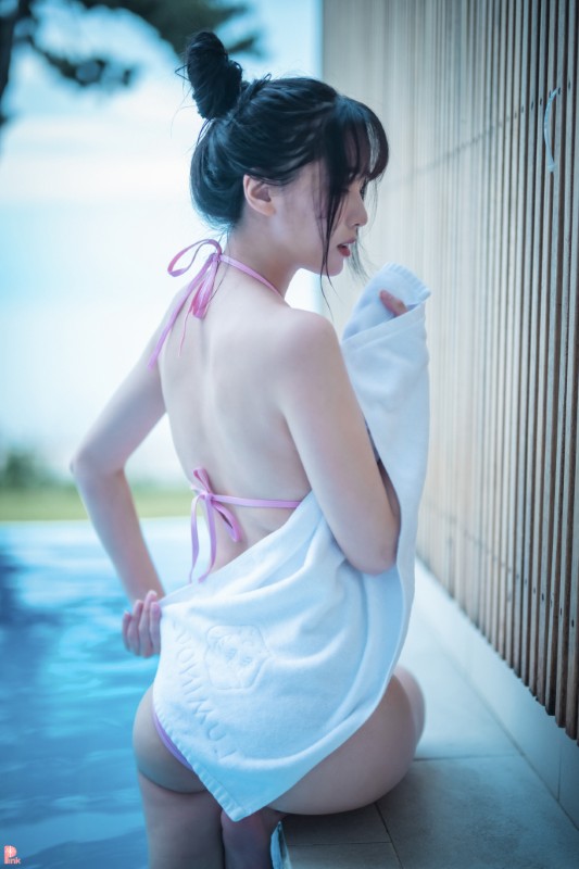 Ahrin Vol.3 [BIKINI DAY] preview 12