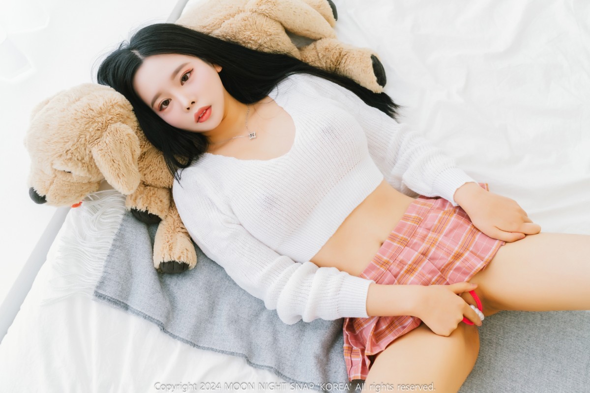 Yooah Vol.429 – [Her Nipples Are Delicious] preview 1
