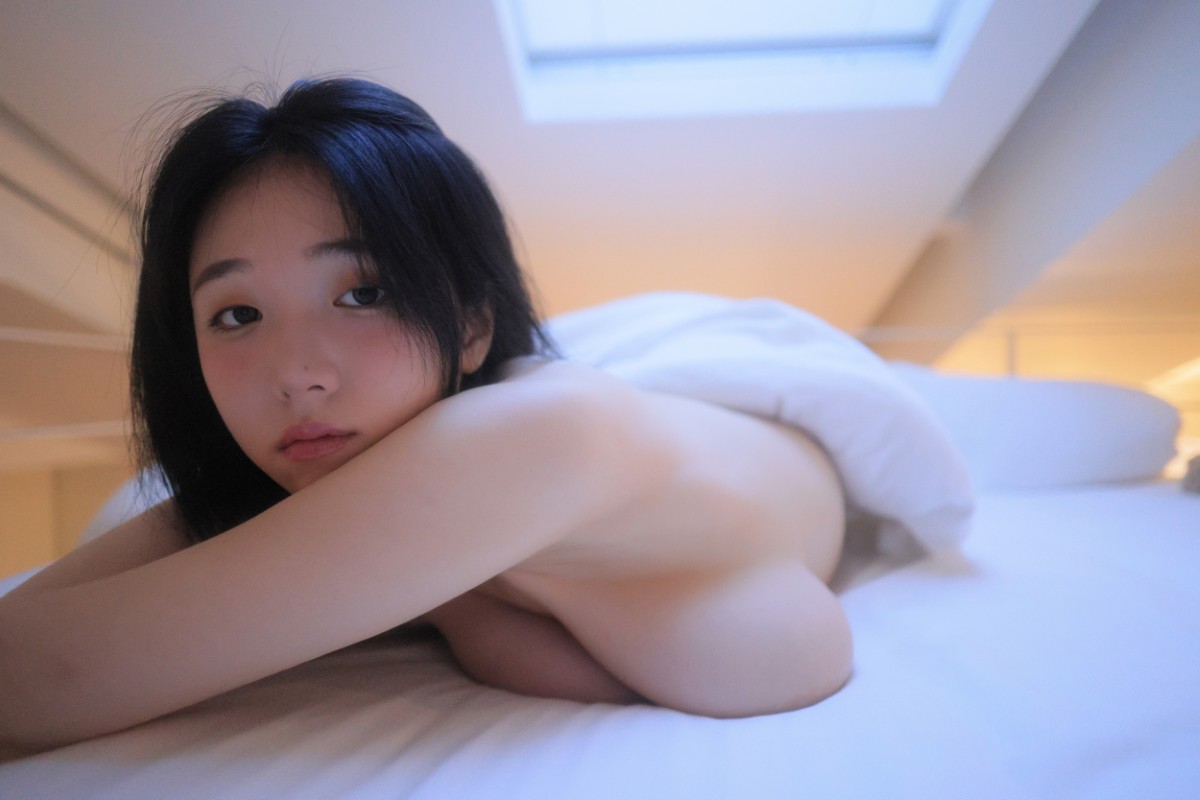 YeonWoo – [Suika] preview 2