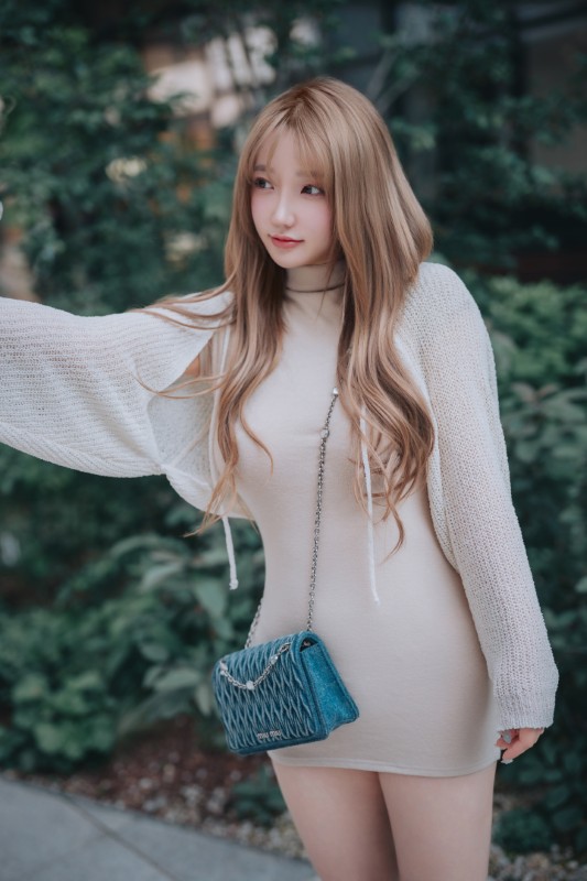 Ye-Eun’s [Happy Solo Birthday] preview 11
