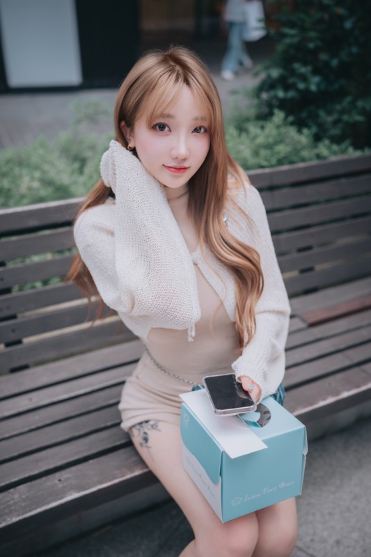Ye-Eun’s [Happy Solo Birthday] preview 9