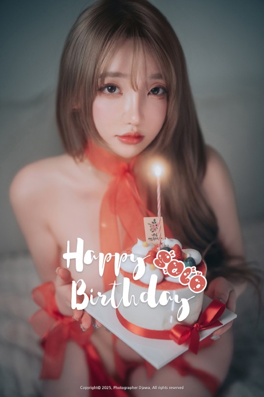 Ye-Eun’s [Happy Solo Birthday] album cover