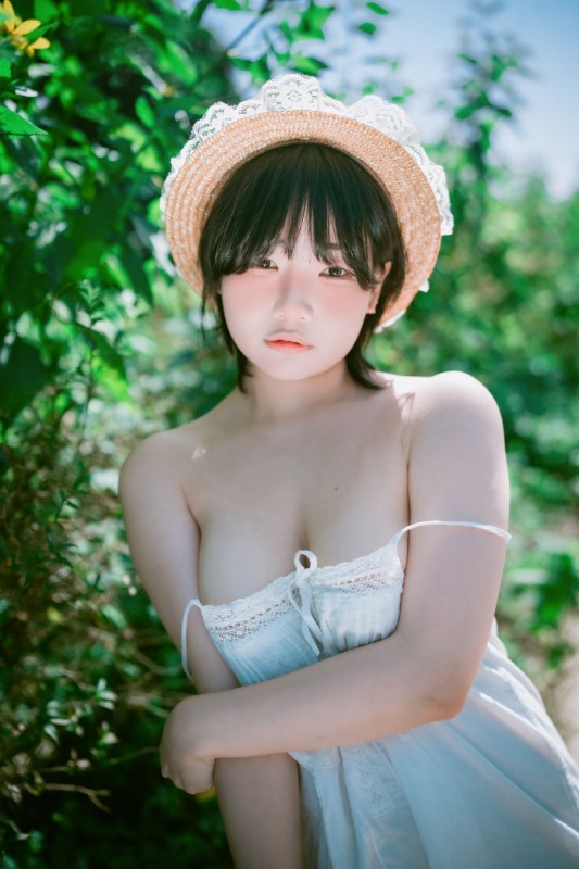Mimmi’s [My Summer Vacation Vol. 5] preview 11