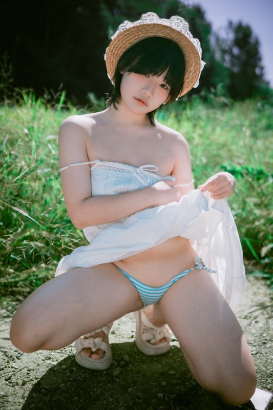 Mimmi’s [My Summer Vacation Vol. 5] preview 7