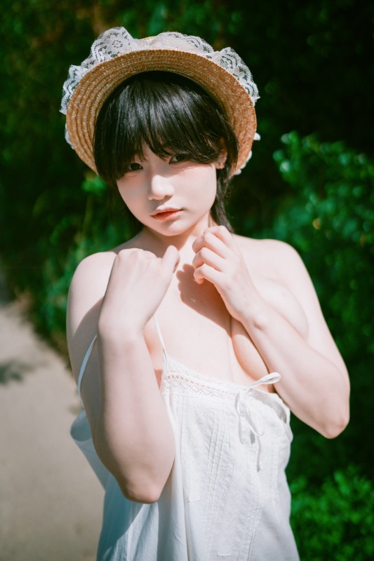 Mimmi’s [My Summer Vacation Vol. 5] preview 6