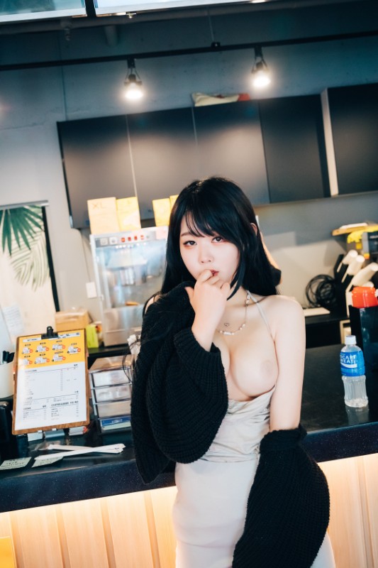 Zia – [XXX In The Theater] preview 11
