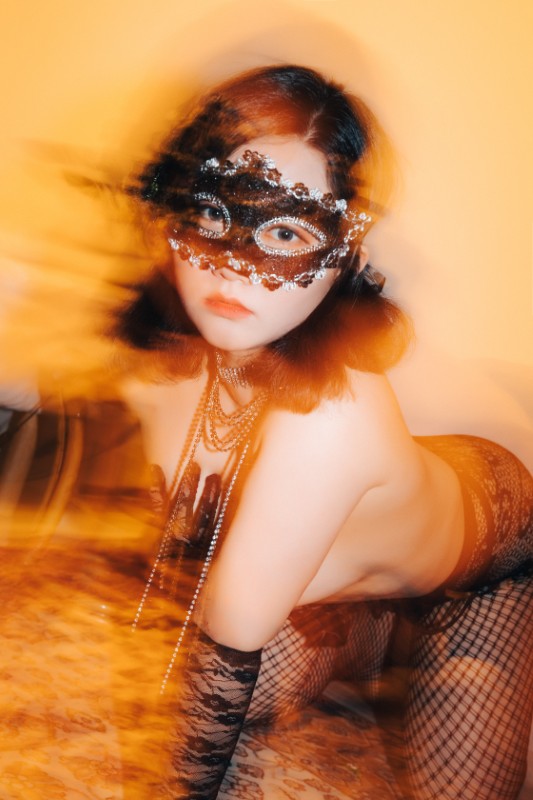 Q Model – [Secret Club] preview 2