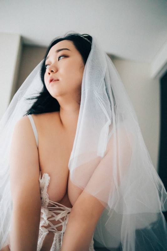 Q Model – [Another’s Bride] preview 9