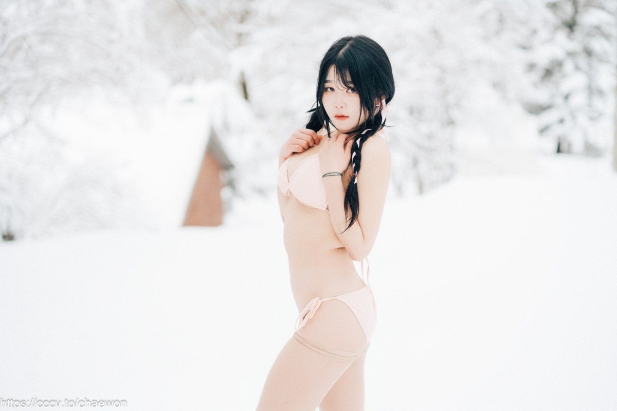 Zia – [Snow Girl] preview 6