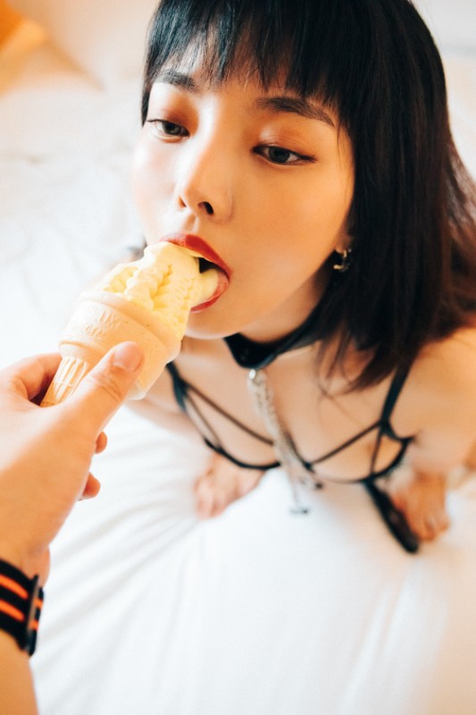 Mina – [Glam] preview 3