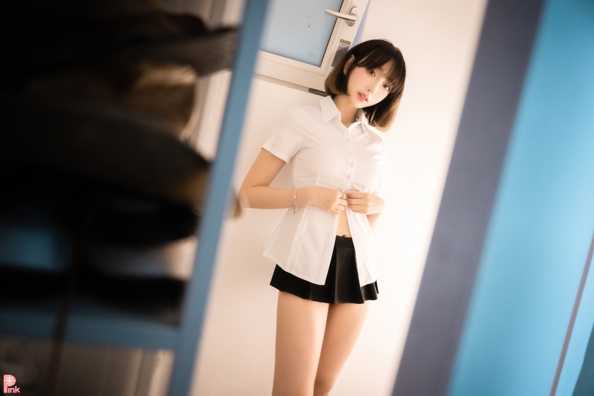 Dayeon Vol.02 – [Through The Door] preview 3