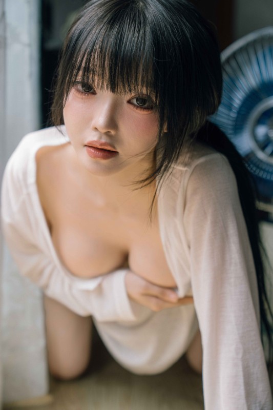 Yun Gae-gul – [Summer Sunshine] preview 10