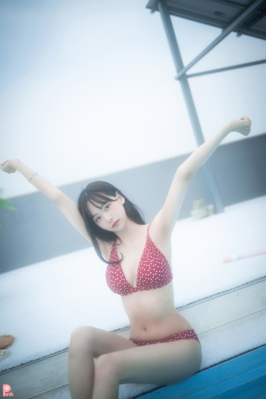 DOEUPJI – [Bikini Pictorial] preview 5