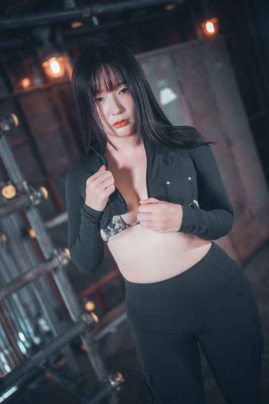 PIA’s – [Loose and Tight : Combat Green & Camo] preview 10