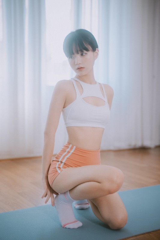 Jenny – [Loose and Tight – Extended & Cropped] preview 5