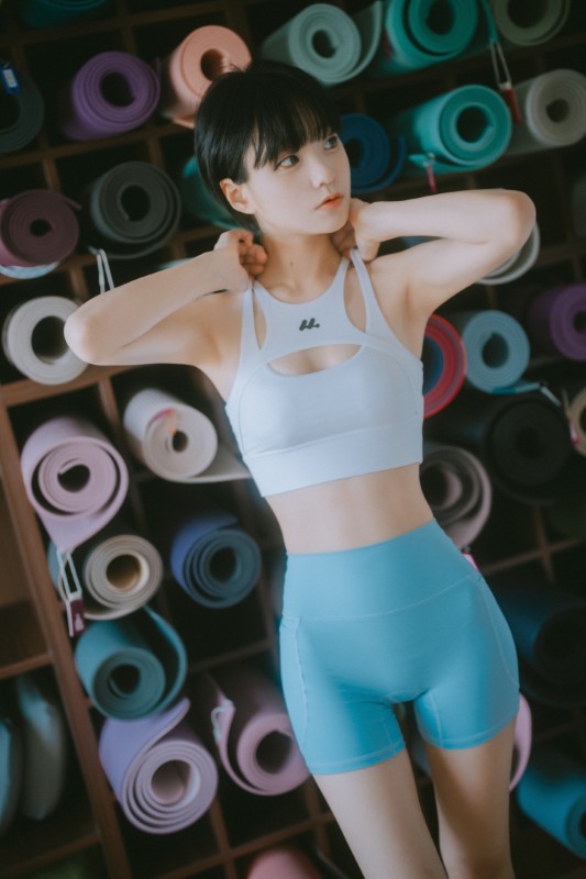 Jenny – [Loose and Tight – Extended & Cropped] preview 9