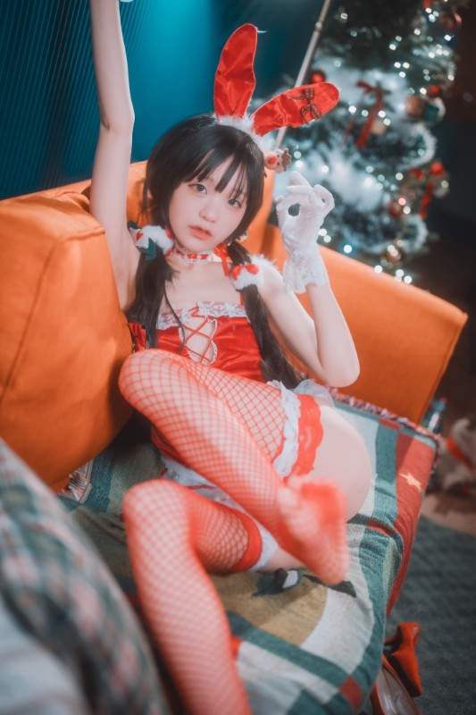 Jenny – [Christmas Special 2025 : The Christmas Bunny] preview 8