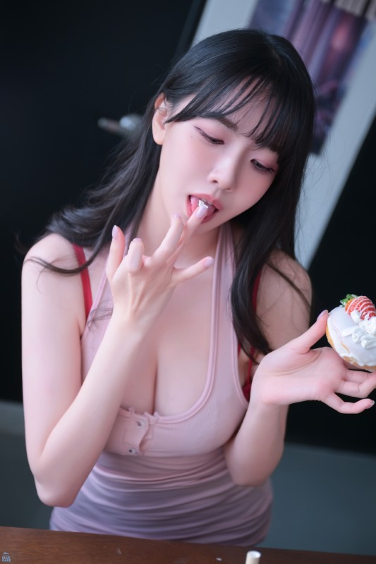 Ahrin – [Eat And Sleep] preview 1