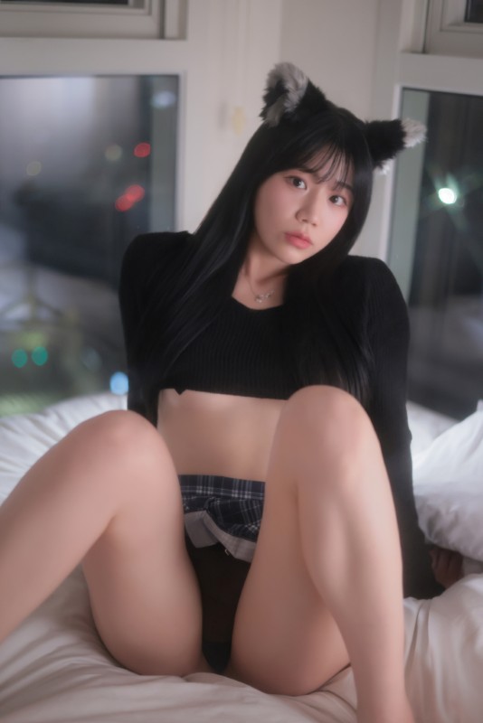 Yui – [Night Cat] preview 10