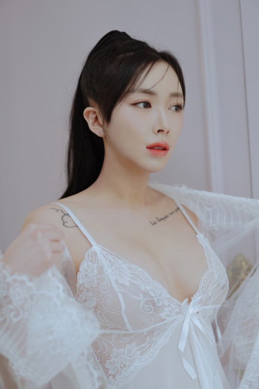 Choi Vol.2 – [The Married Woman Next Door] preview 11