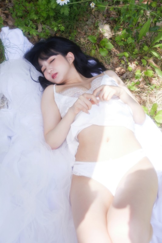 Jina Vol.1 – [Younger Sister] preview 11