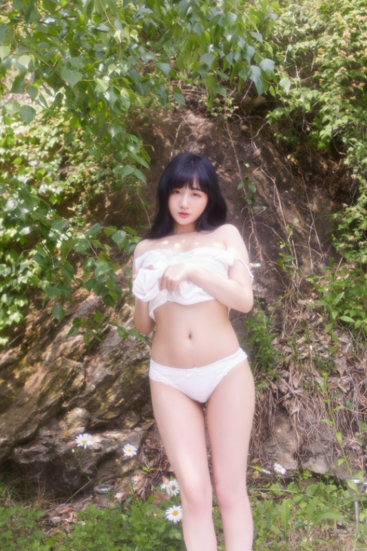 Jina Vol.1 – [Younger Sister] preview 2