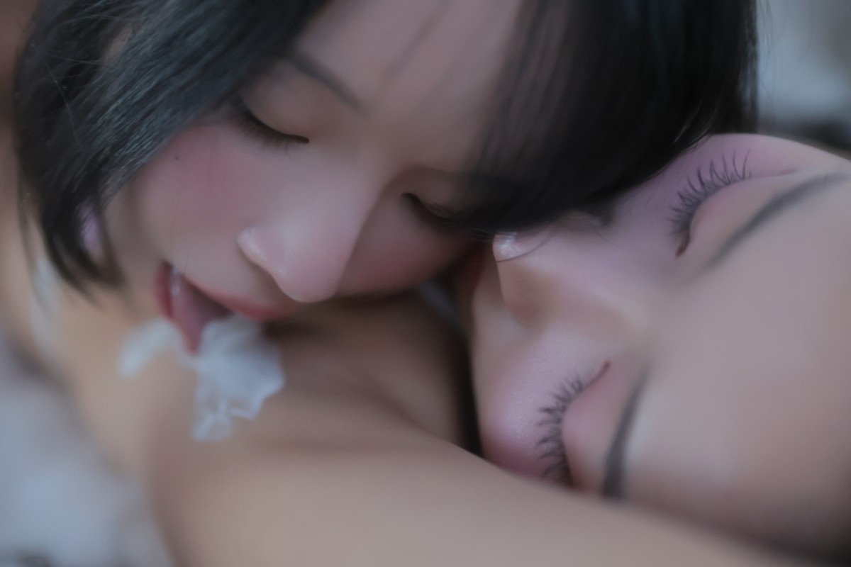 Chaessol – [Ice Cream Kiss] preview 1