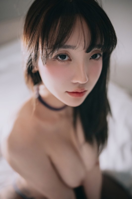 Ye Eun – [A Snap of Intimacy Vol. 4] preview 8