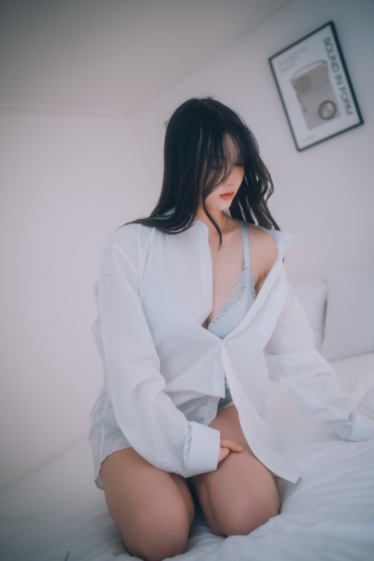 Serim – [Little Room Stories] preview 3