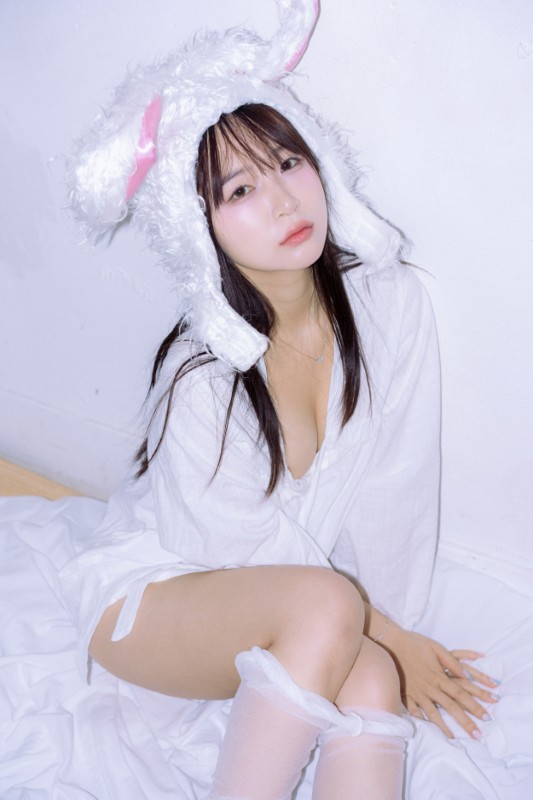 Lowa – [Rabbit] preview 5