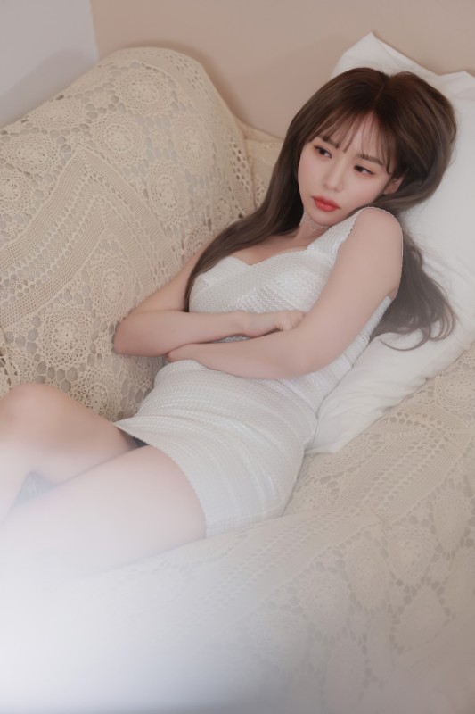 Park Ji-yeon – [Lovely Date] preview 3