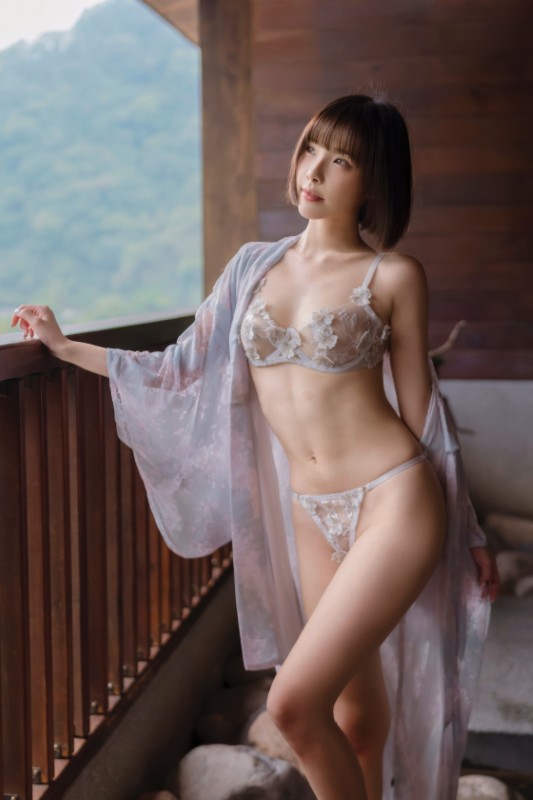 Vicky – [Secret Hot Spring] preview 3