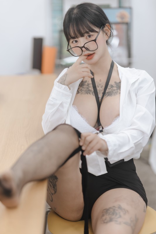 BoYeon – [Barista Stocking] preview 1