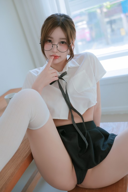 Yoppi – [Shy Girl] preview 4