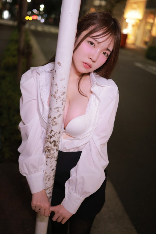 Momorina – [Ginza OL] preview 10