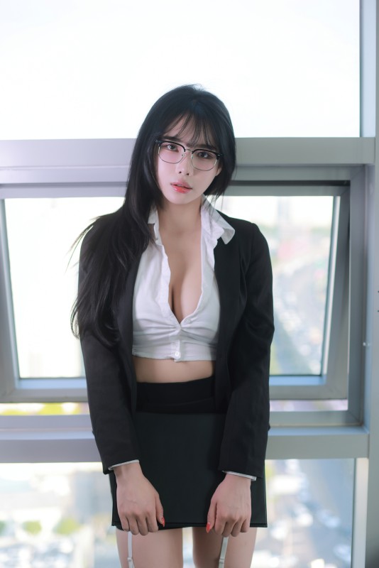 Yeongseo – [Office Girl] preview 12