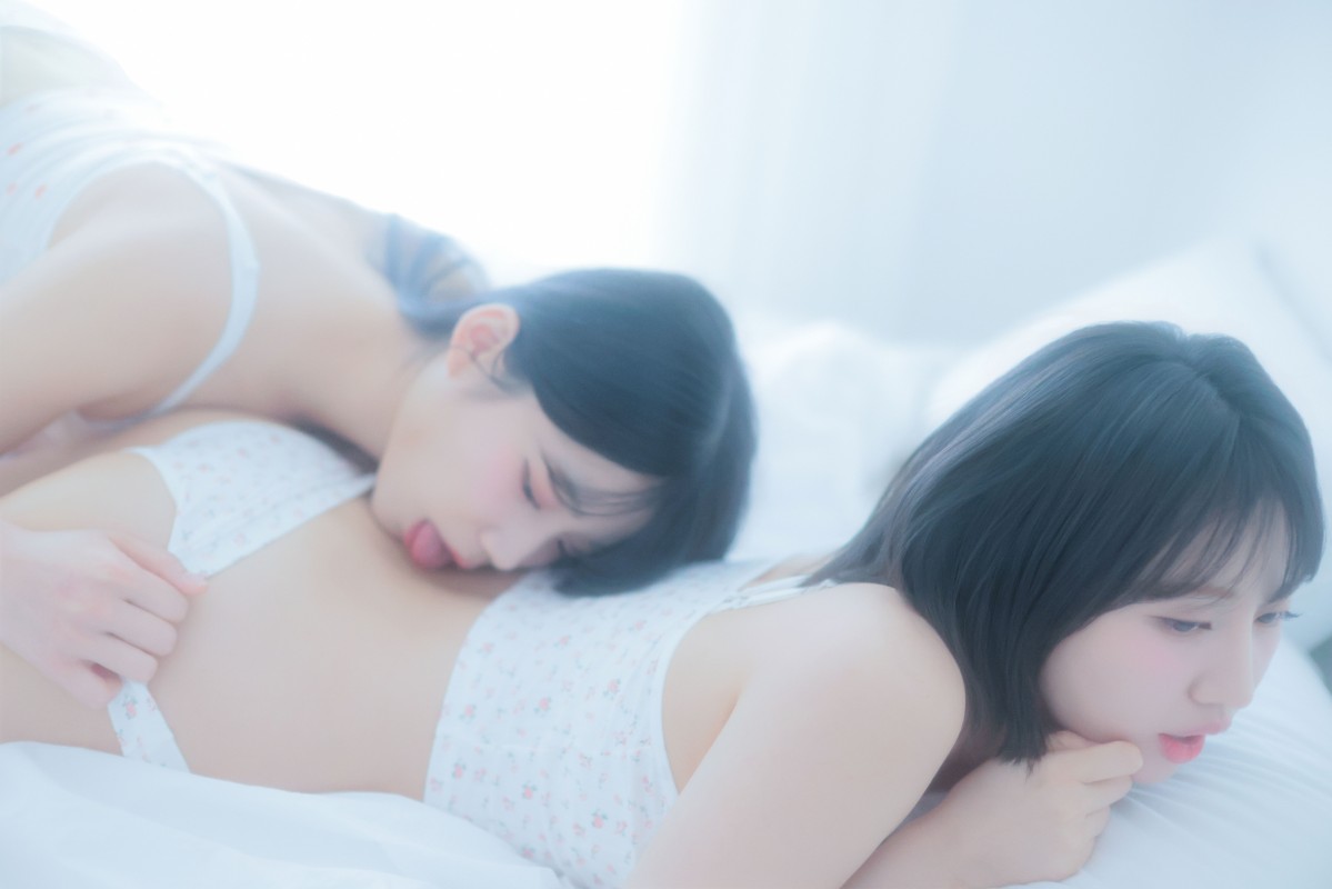 Yui – [Time To Eat Strawberries] preview 3