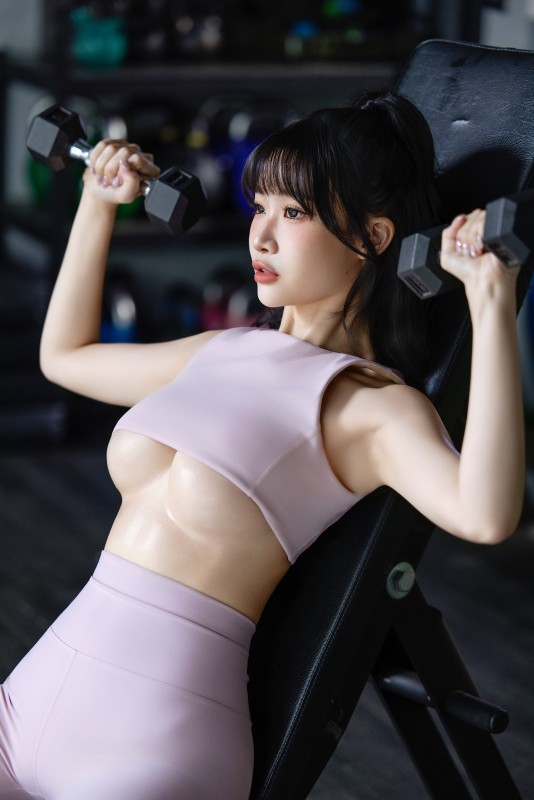 Tina – [On The Gym] preview 9